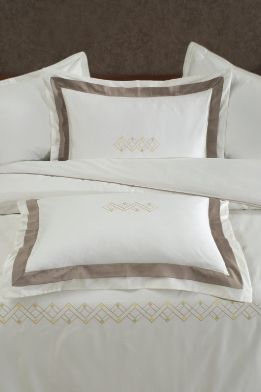 Постільна білизна Merisa Silk Satin 400TC :: La Romano