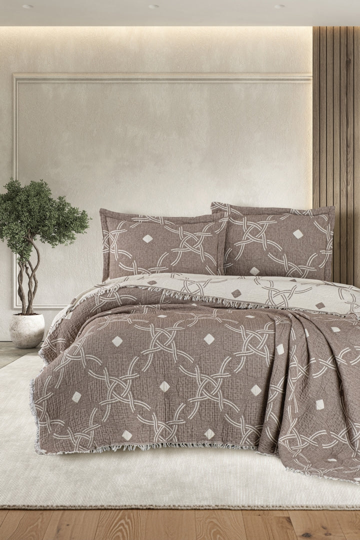 Покривало "Montela Brown" від Blooming Series: Перший вибір