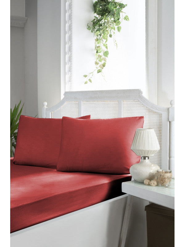 Простирадло з сатину на резинці «Червона» :: First Choice