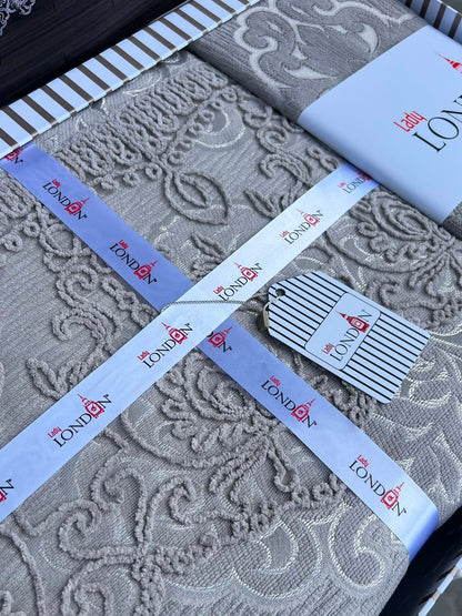 Olga Sonil Pano Quilt Set