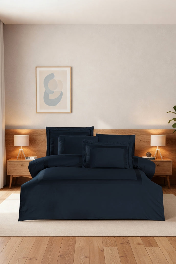 Montova Navy Blue Преміум Сатен Mona La Romano