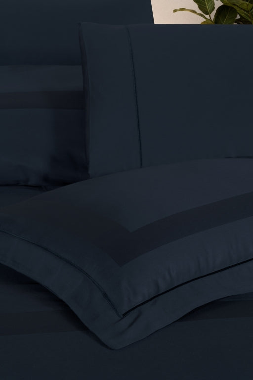 Montova Navy Blue Преміум Сатен Mona La Romano